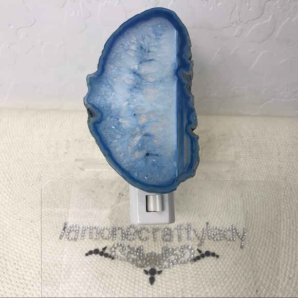 Night Light AGATE Geode Slice Turquoise & White - Picture 2 of 8